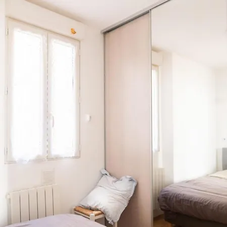 Apartment Small Comfortable Nest Near Montparnasse Paris