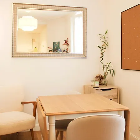 Apartment Small Comfortable Nest Near Montparnasse